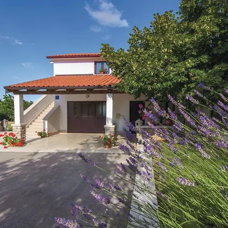 Appartement Amazing In Pazin With Wifi