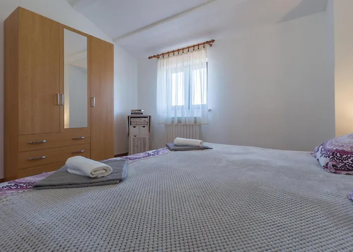 Διαμέρισμα 10